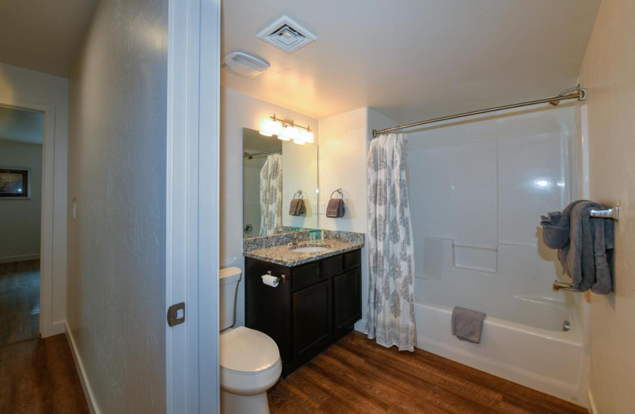 Moab Redcliff Condos Dean Re Zewnętrze zdjęcie