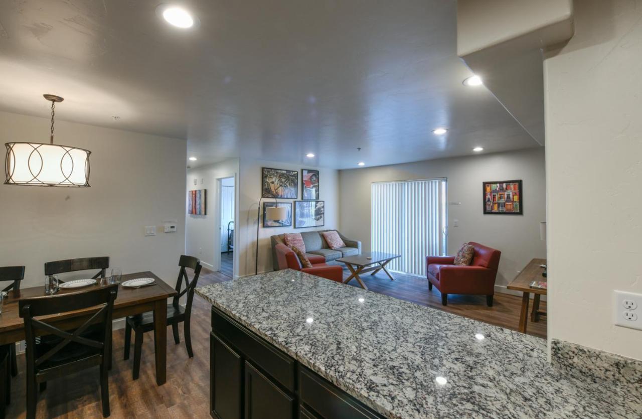 Moab Redcliff Condos Dean Re Zewnętrze zdjęcie